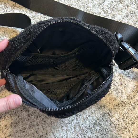 Fluffy Black Belt Bag! - Picture 4 of 5